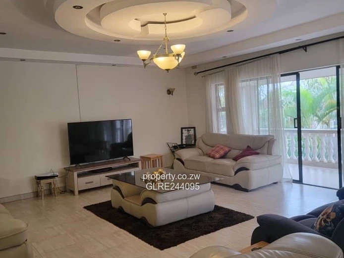 Borrowdale 6-Bed Home | Red-Tiled Roof & Borehole