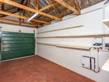 4 Bedroom Garden Flat