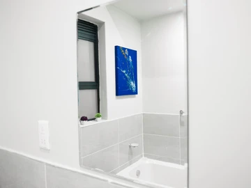 3 Bedroom Flat & Apartment