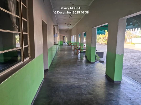 Hotel & Lodge