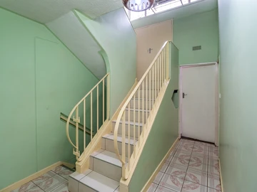 3 Bedroom Garden Flat