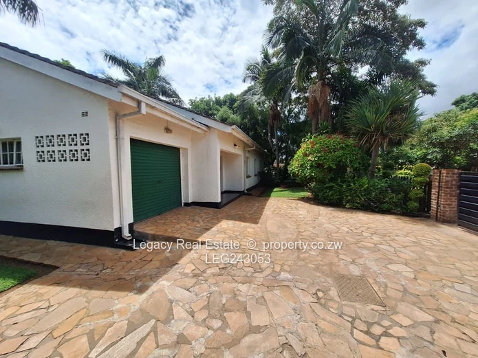 Garden Flat for Sale – Marlborough (Near Harare Drive)