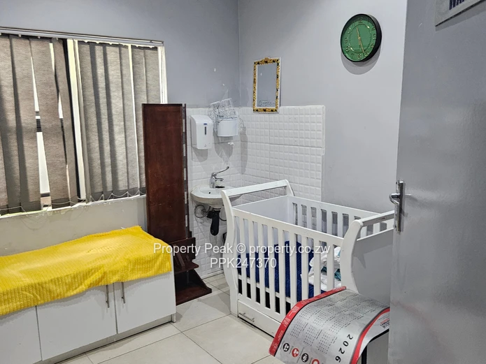 Beautiful Highfield Medical Centre For Sale — Equipment included