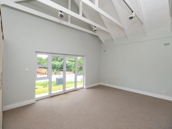 6 Unit Townhouse Complex