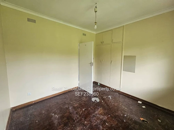 Spacious 4-Bedroom Family Home in Mabelreign