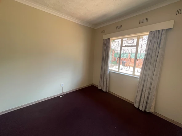 2 Bedroom Garden Flat