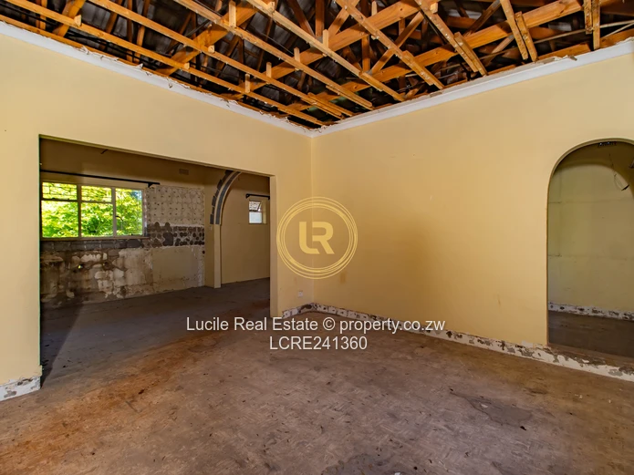 Ideal Family Home in Borrowdale (Sole Mandate)