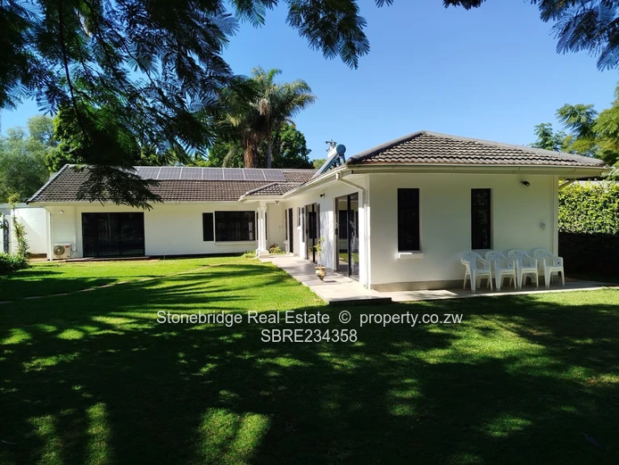 4 Bedroomed Suburbs home with commercial potential to rent