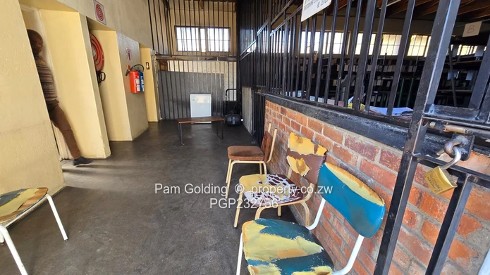 Excellent Commercial Investment!