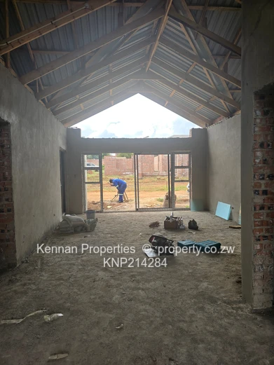 Stunning Modern 4 Bed All En-Suite Townhouse 