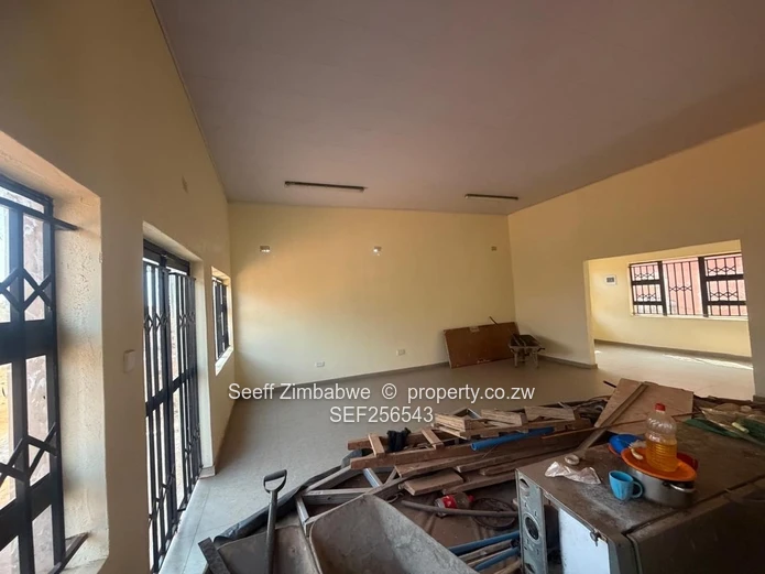 Commercial Shops for rent in Hatcliffe