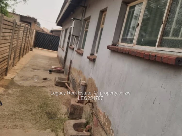 Charming 3-Bed Norton Home with Borehole & Secured Garage (Sole Mandate)