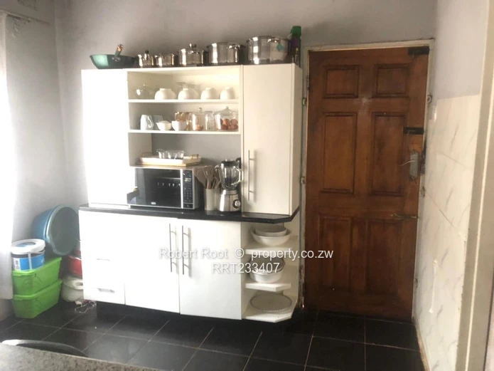 Sole Mandate: Neat Kuwadzana House For Sale