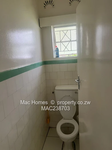 Hillside 3-Bed Home — Large Garden & Classic Parquet (Sole Mandate)