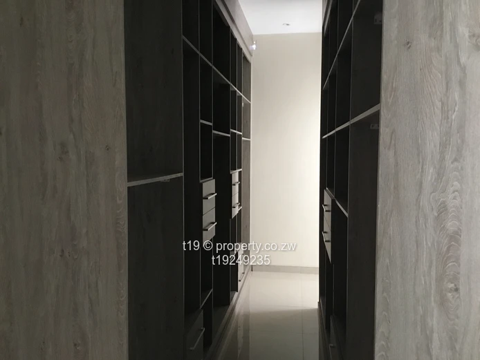 Stunning ultramodern 5bed townhouses