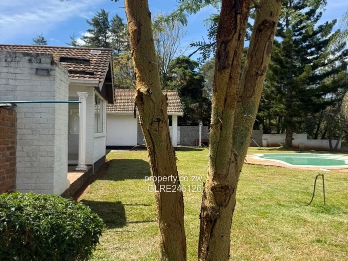 Spacious 5-Bed Greystone Park Home with Pool & Borehole