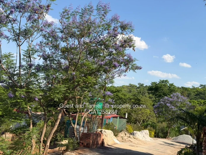 Vacant 2,500 m² Panhandle Stand for Sale in Glen Lorne, Harare 