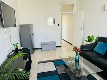 Flat & Apartment
