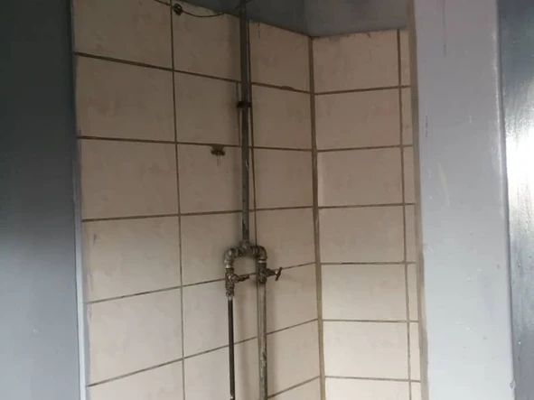 2 Bedroom Flat & Apartment