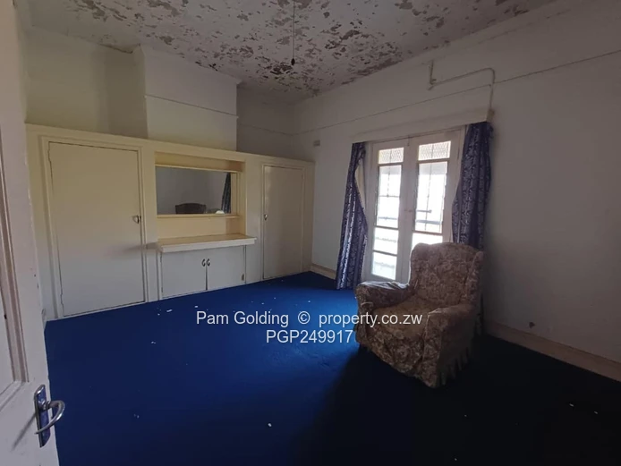 Expansive Murambi Estate – Solid Bones, Stunning Views, Unlimited Potential (Sole Mandate)