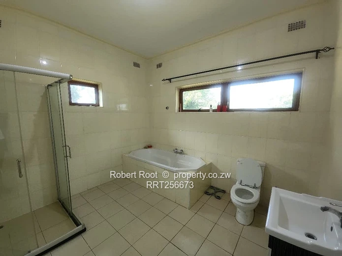 HOUSE TO RENT IN MANDARA - 4 Bedroom Residential House.