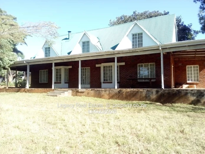 Prime Borrowdale Rental,Upmarket 3-Bedroom Borrowdale Cottage