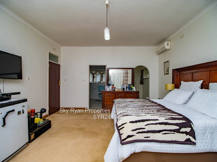 Alexandra Park House For Sale