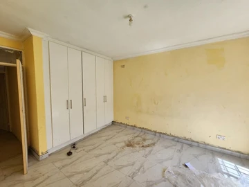 3 Bedroom Garden Flat