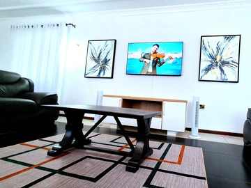 8 Bedroom House