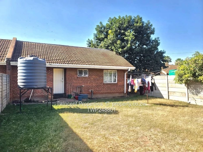 Spacious garden flat
