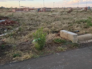 Stands & Residential Land