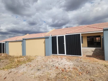 Modern 3-Bedroom Cluster Homes for Rent – Hatfield.l