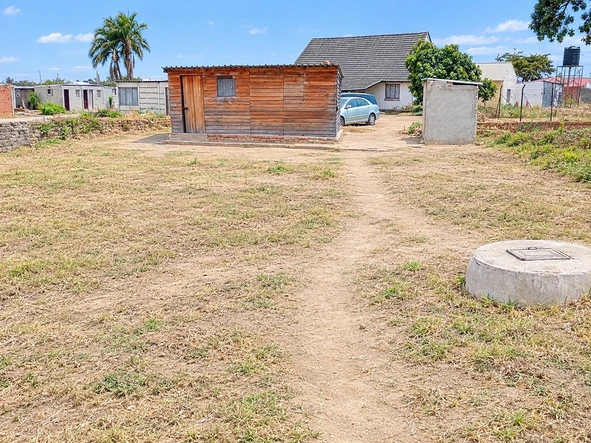 Stands & Residential Land