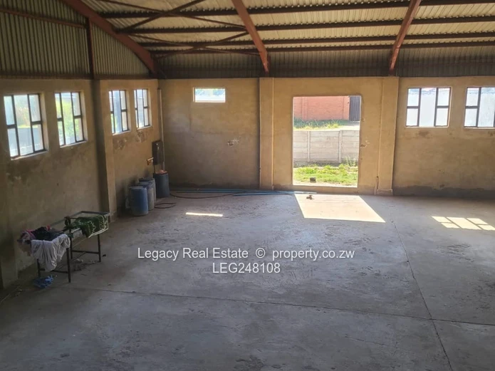 Commercial Warehouse With High Roof Clearance For Sale