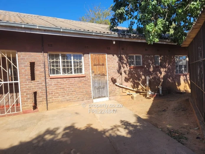 Braeside Cottage – US$550/month