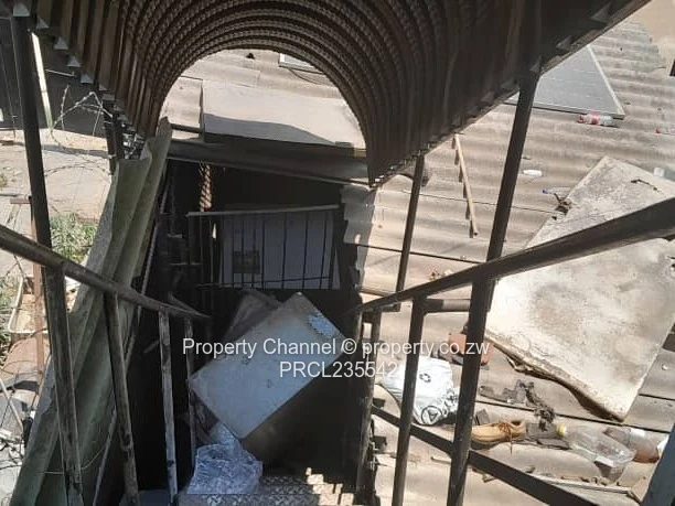 24-Hour Bottle Store – Unit N, Chitungwiza