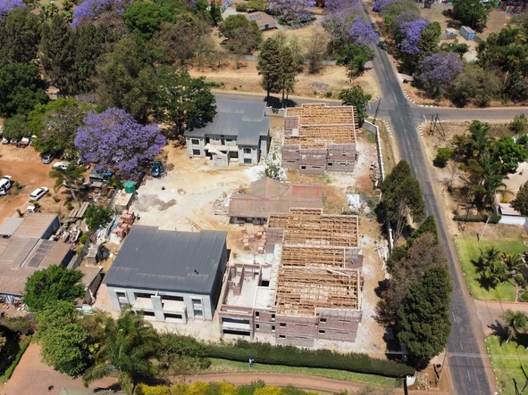 3 Bedroom Flat & Apartment