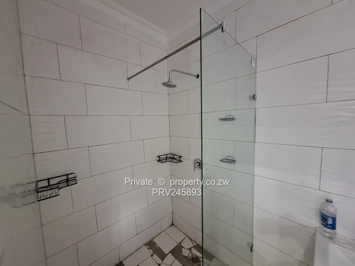 Freshly built, move-in ready new cluster units . . . (Sole Mandate)