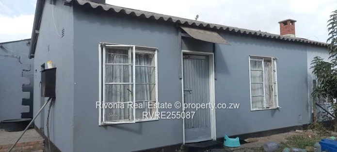 3-Bed Home in Mufakose | Municipal Water & Good ZESA
