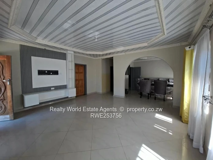 Ruwa Sebassa Park House for Sale