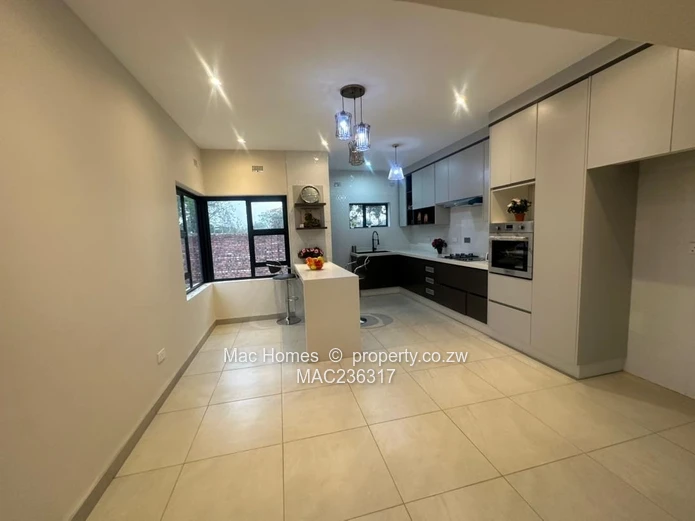 Double storey Villa for sale in Marlborough 