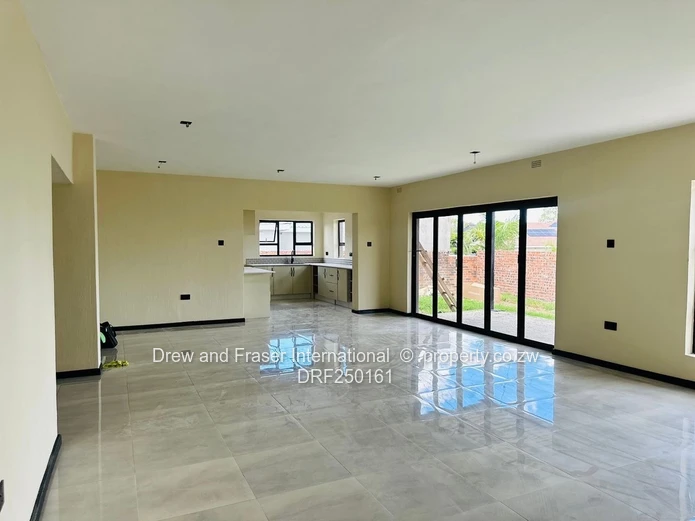 Newly built 4-Bed Arlington Townhouse - Bright Open Plan, Borehole