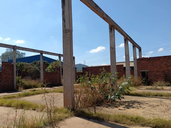 Commercial & Industrial Land