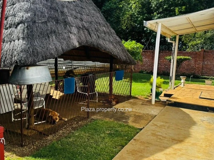 3 Beadroom Neat Starter Home