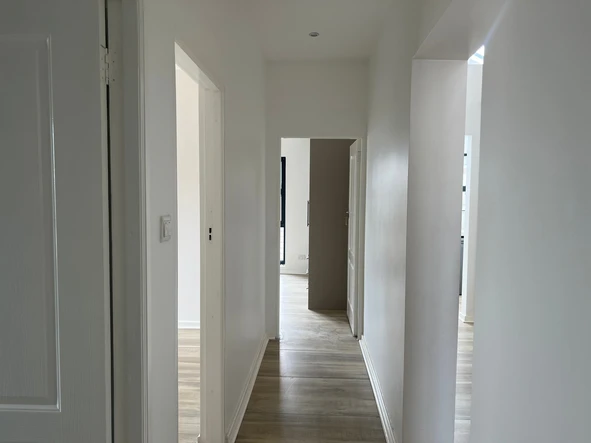 3 Bedroom Flat & Apartment