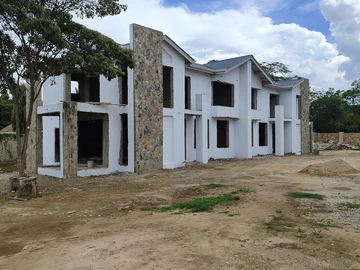 4 Bedroom Townhouse Complex