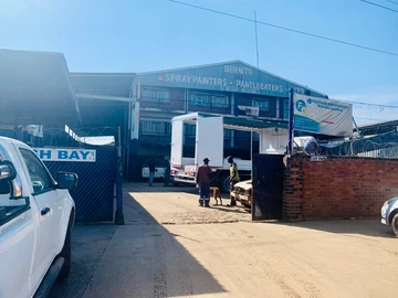 Warehouse & Factory