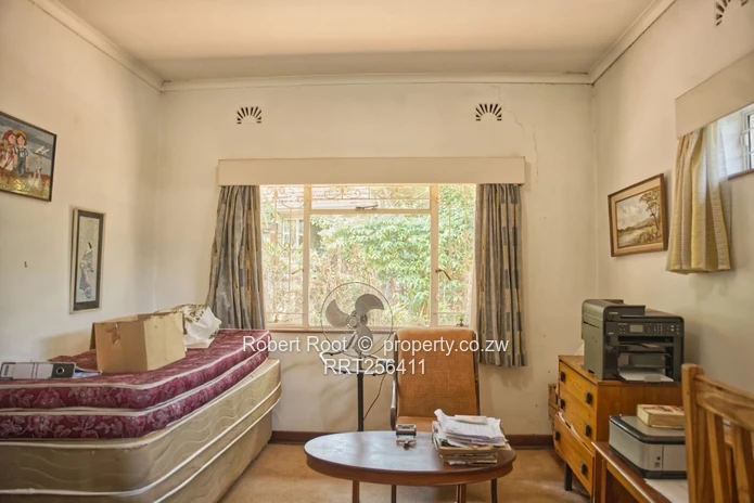 Family Home In Prime Location New Alexandra Park (Sole Mandate)