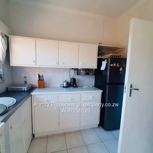 IMMEDIATE availability of a FULLY FURNISHED apartment located in Avondale $1300 P/M