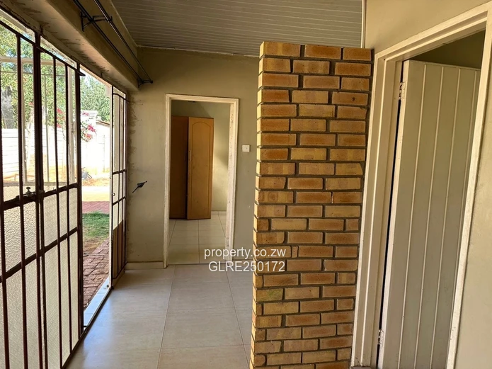 Marlborough 1-Bed Home with Borehole & Garage